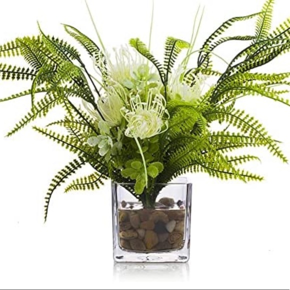 Glass Vases Set of 2 NWT - Picture 2 of 9